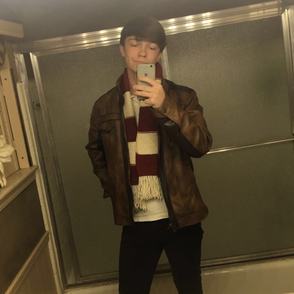 Meet your Posher, Parker